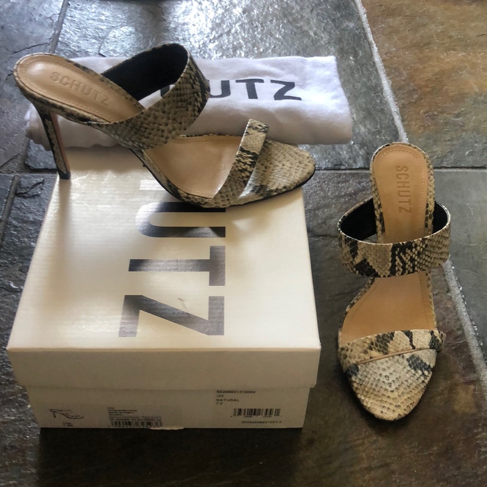 Schutz Neutral Leia Heels